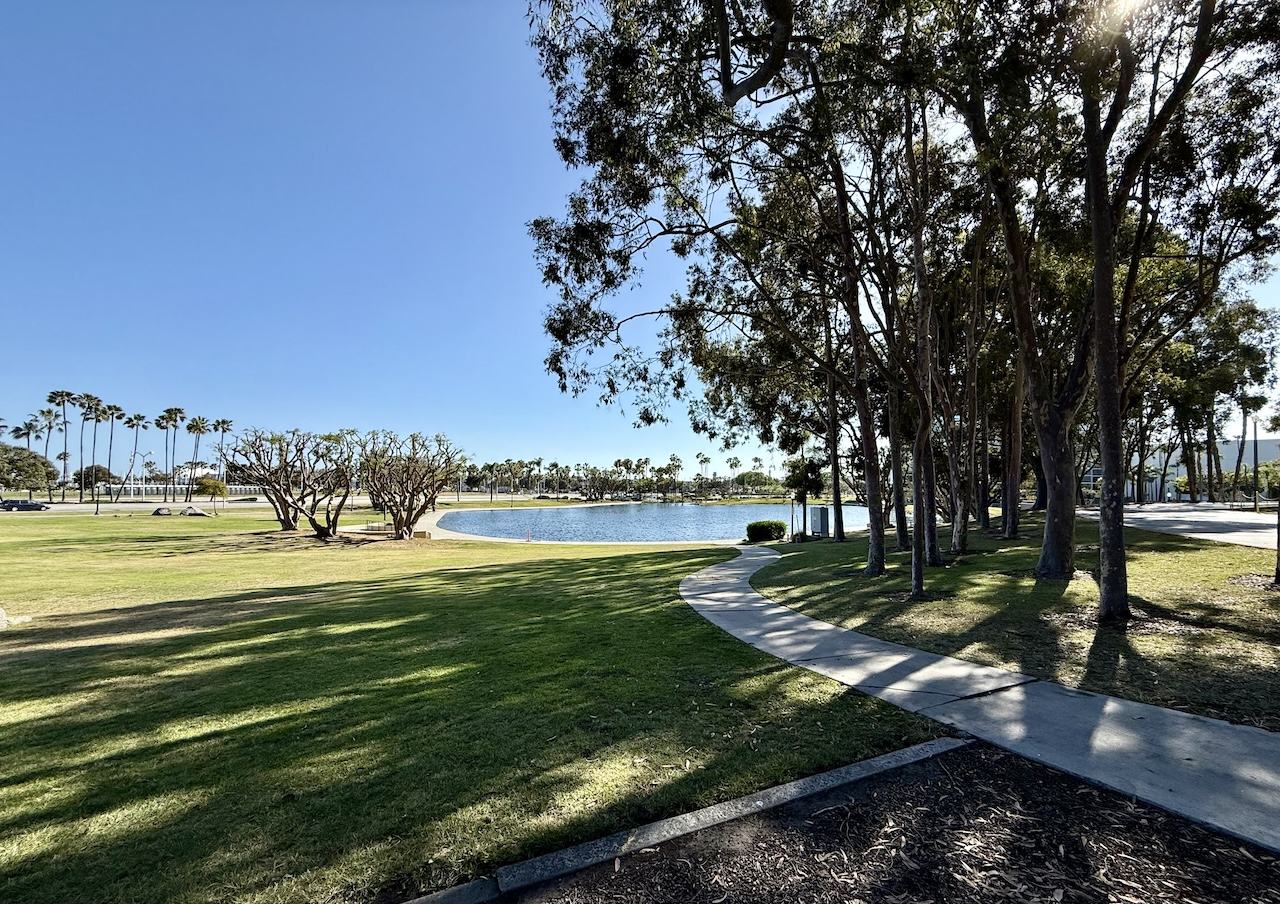 Rainbow Lagoon Park and pond